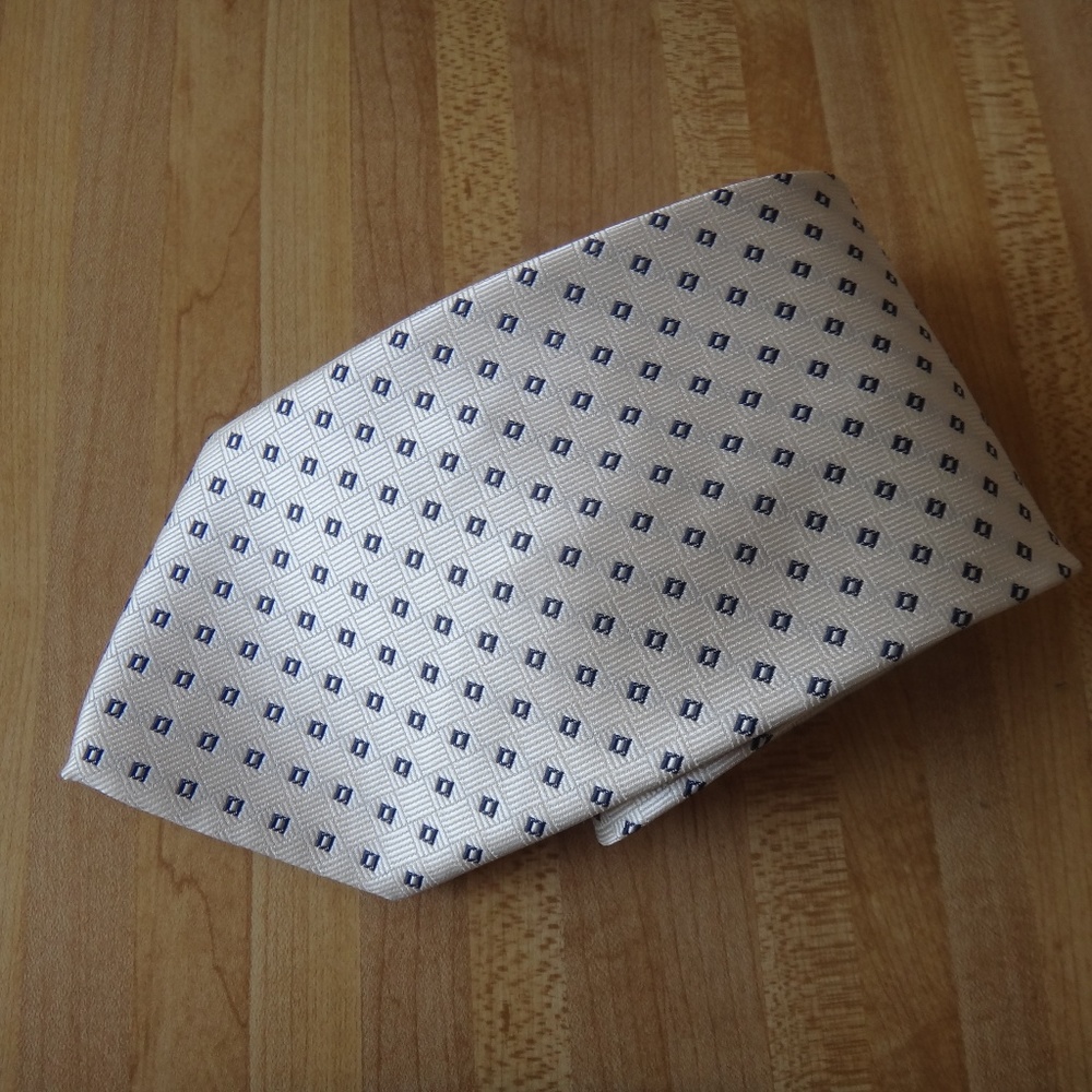 Men's Tie by Romario Manzini
